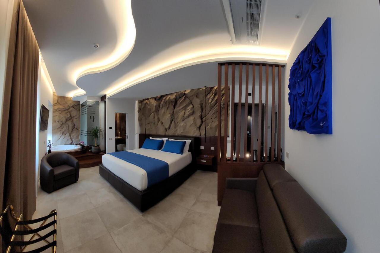 Palazzo Ferrucci Luxury Suites كالياري المظهر الخارجي الصورة