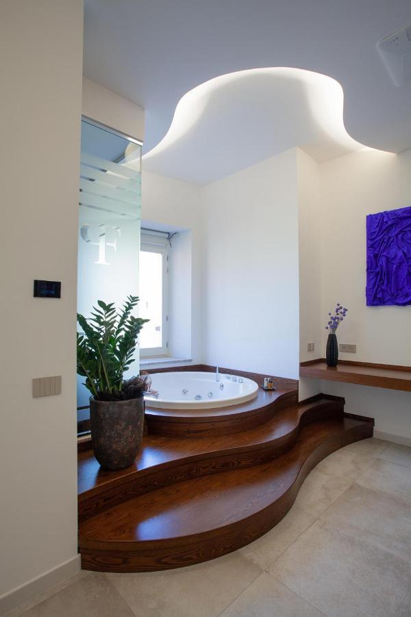 Palazzo Ferrucci Luxury Suites كالياري المظهر الخارجي الصورة